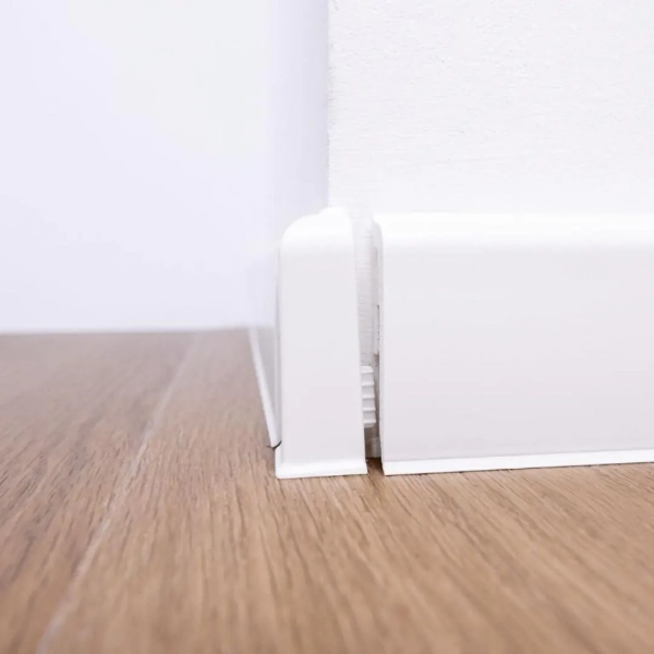 Lot de 2 angles extérieurs pour plinthe Arbiton VIGO 60 – blanc 01