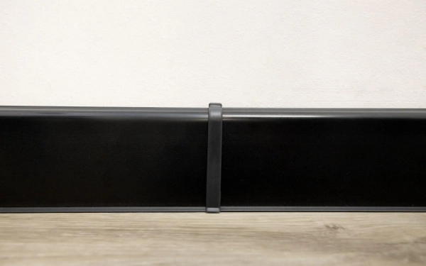 Lot de 2 jonctions de plinthe Arbiton VIGO 60 – anthracite 04