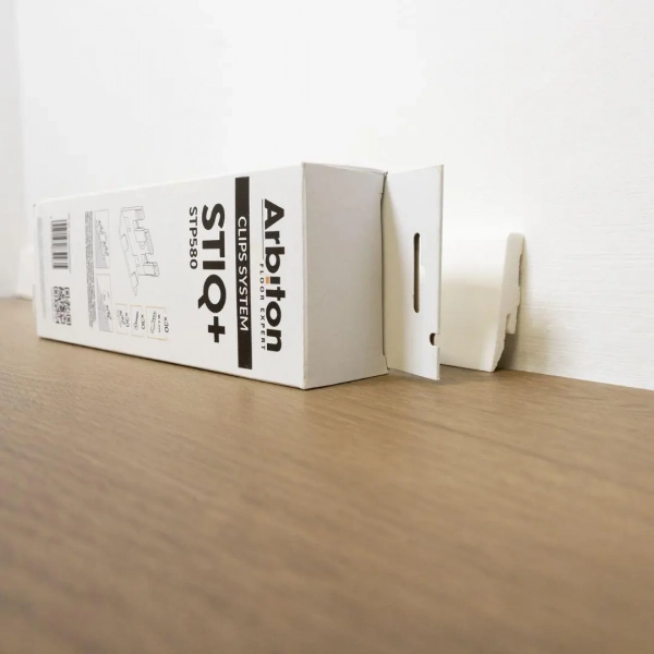 Lot de 30 clips pour plinthe Arbiton – compatibles STIQ+