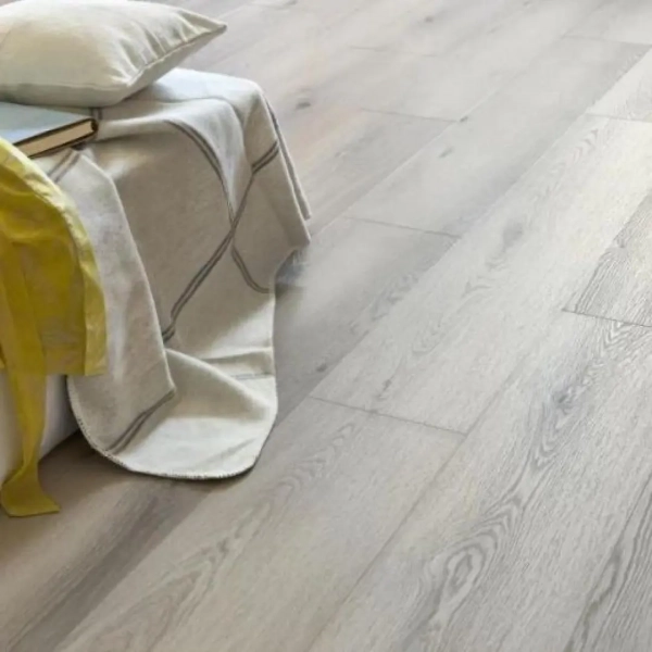 Lame PVC à coller imitation parquet Arbiton Woodric EIR Dryback - 22,9 x 122 cm - Chêne Baltimore