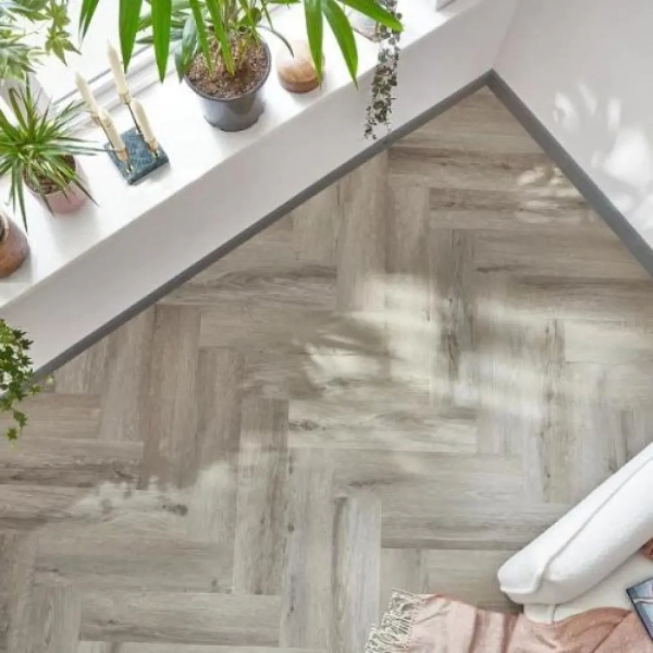 Lame PVC à coller Bâton rompu Arbiton Amaron Herringbone Dryback - 14,8 x 59,2 cm - Chêne Medicci