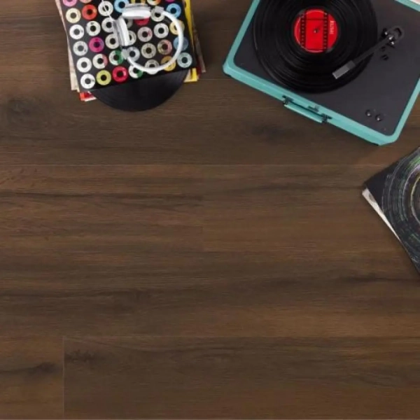 Lame PVC à coller imitation bois Arbiton Amaron Wood Dryback - 22,9 x 151,1 cm - Chêne Montana