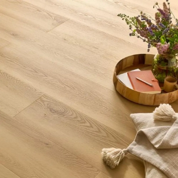 Lame PVC clipsable effet chêne Arbiton Woodric EIR Acoustic - 22,9 x 122 cm - Chêne Highlands - avec sous-couche intégrée