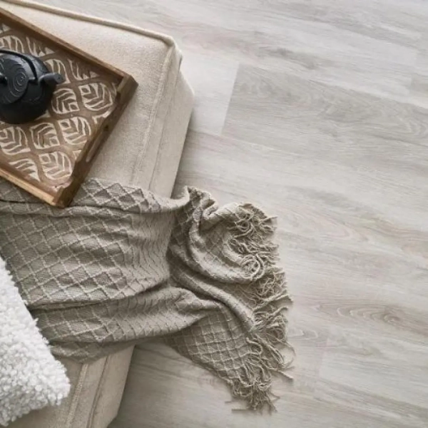 Lame PVC clipsable avec sous-couche intégrée Afirmax Legnar Acoustic - 22,9 x 122 cm - Chêne Freemont