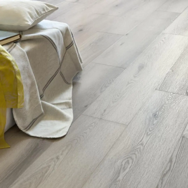 Lame PVC clipsable imitation bois - 22,9 x 122 cm - Chêne Besnar - Déstockage