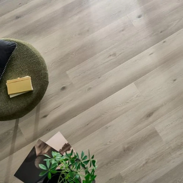 Lame PVC clipsable avec sous-couche intégrée Arbiton Superiore Acoustic - 22,9 x 218 cm - Chêne Greyland