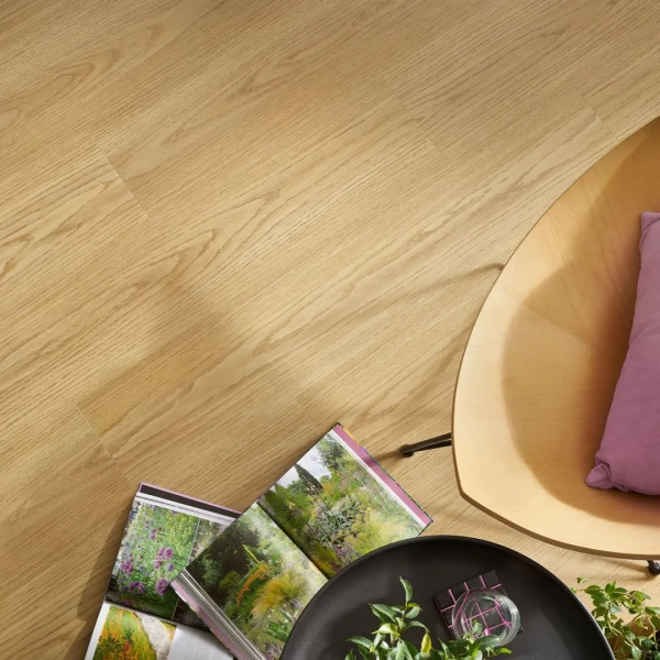 Lame PVC clipsable décor chêne naturel Arbiton Woodric - 22,9 x 122 cm - Chêne Silva