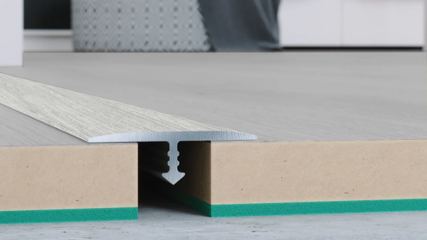 Barre de seuil adhésive pour parquet Arbiton CS22 – décor Chêne Ontario (CS19), 186 cm x 22 mm