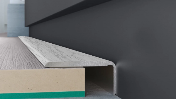 Profilé de finition adhésif pour parquet Arbiton CS25 – décor Chêne Philadelphie (CS46), 120 cm x 25 mm