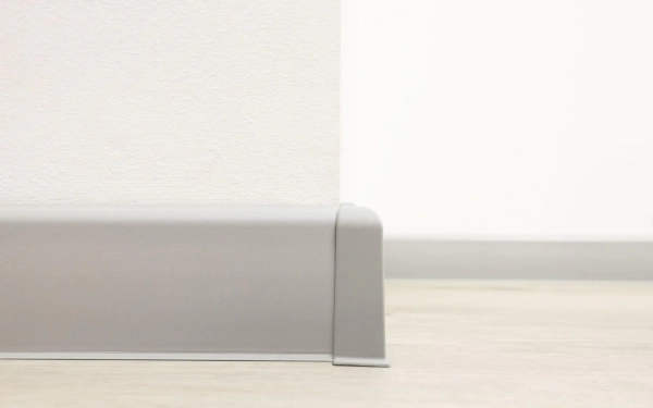 Lot de 2 angles extérieurs pour plinthe Arbiton VIGO 60 – gris foncé 03