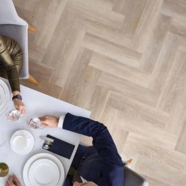 Lame PVC clipsable Bâton rompu Arbiton Amaron Herringbone - 14,8 x 59,2 cm - Chêne Stamford