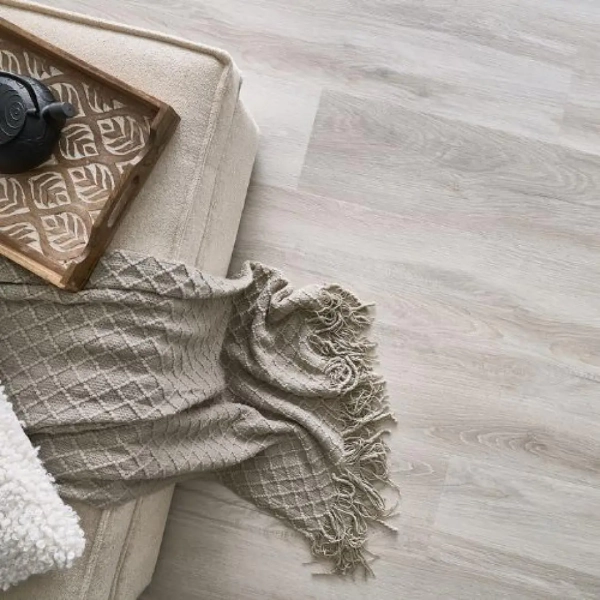 Lame PVC clipsable imitation bois - 22,9 x 122 cm - Chêne Freemont - Déstockage