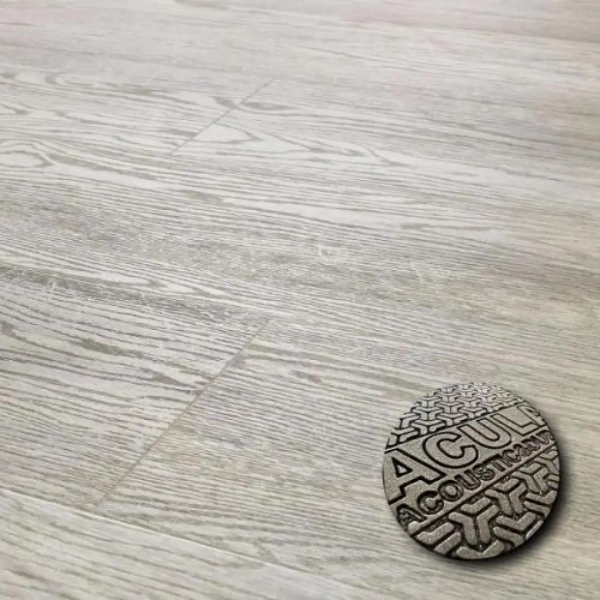 Lame PVC clipsable avec sous-couche intégrée Arbiton Woodric Acoustic - 22,9 x 122 cm - Chêne Peterson