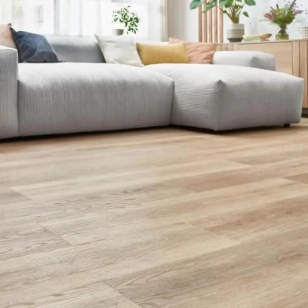 Lame PVC clipsable avec sous-couche intégrée Arbiton Woodric Acoustic - 22,9 x 122 cm - Chêne Timbersland