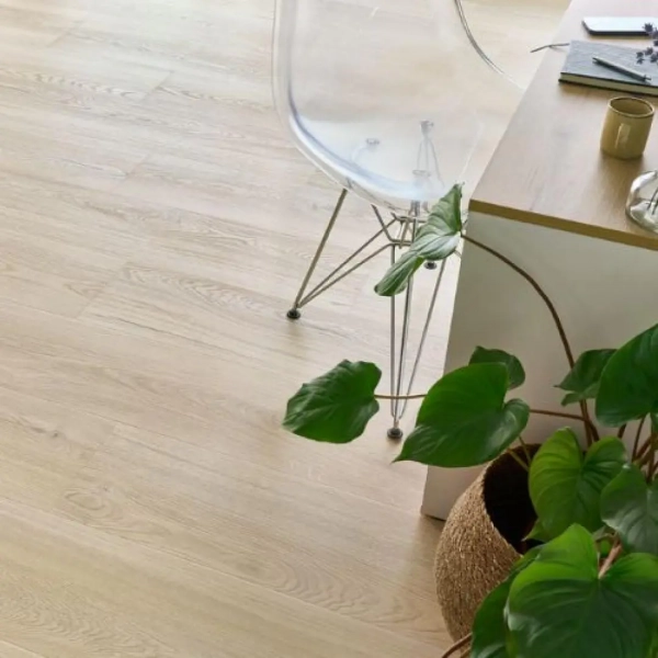 Lame PVC clipsable effet chêne Arbiton Woodric EIR Acoustic - 22,9 x 122 cm - Chêne Brandon - avec sous-couche intégrée