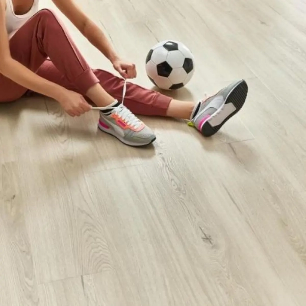 Lame PVC clipsable effet chêne Afirmax Legnar Ultra Acoustic - 22,9 x 122 cm - Chêne Hagensborg - avec sous-couche intégrée