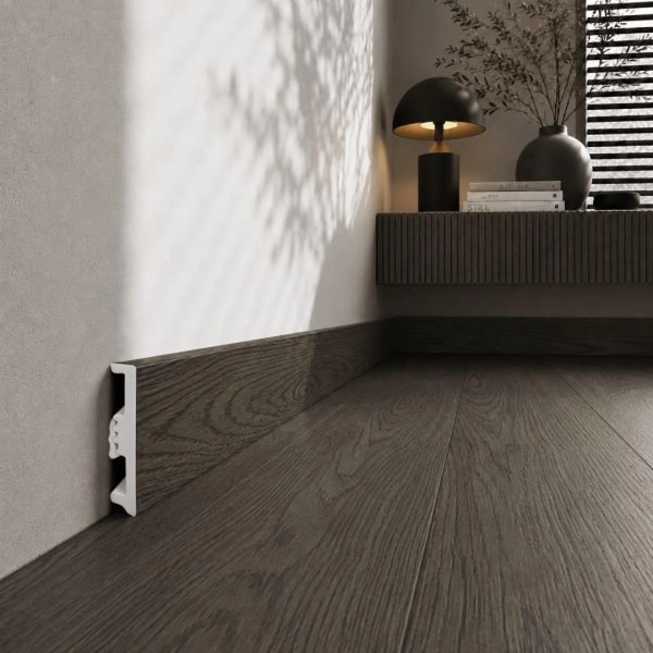 Plinthe décor bois Arbiton STIQ XL WOOD - Chêne Aveiro 120 - H. 8 x L. 220 x ép. 15 mm