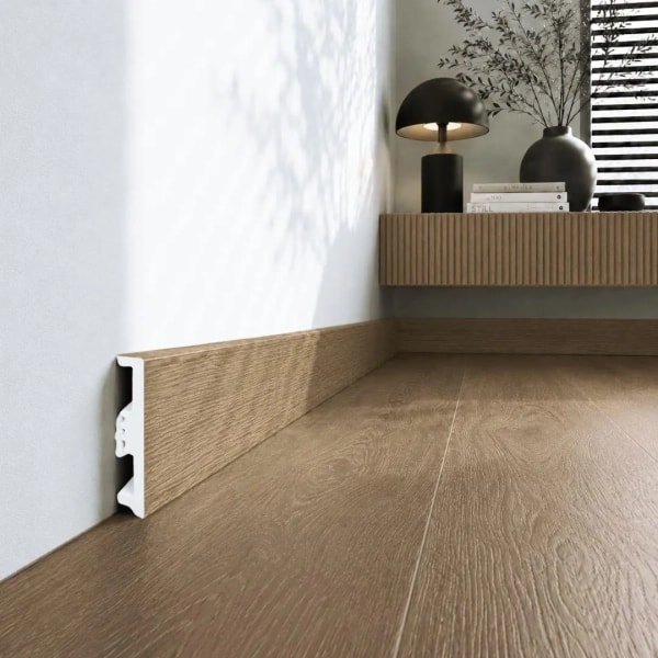 Plinthe décor bois Arbiton STIQ XL WOOD - Chêne Lisboa 285 - H. 8 x L. 220 x ép. 15 mm