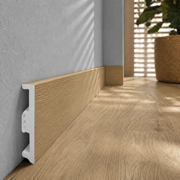 Plinthe décor bois Arbiton STIQ XL WOOD - Chêne Faro 124 - H. 8 x L. 220 x ép. 15 mm
