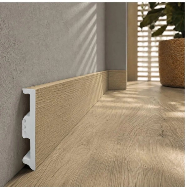 Plinthe décor bois Arbiton STIQ XL WOOD - Chêne Sintra 265 - H. 8 x L. 220 x ép. 15 mm