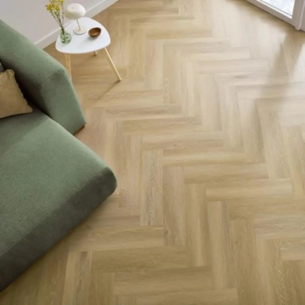 Lame PVC clipsable Bâton rompu effet bois Arbiton Amaron Herringbone EIR - 14,8 x 59,2 cm - Chêne Johannes