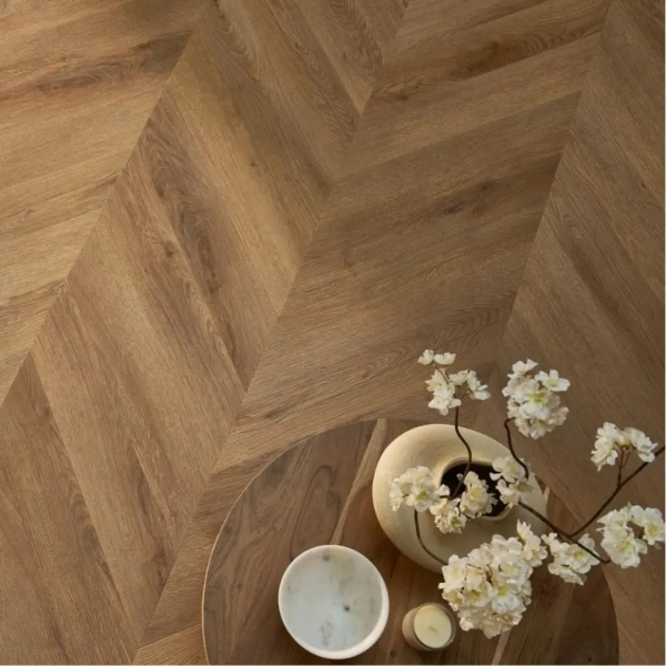 Lame PVC clipsable Point de Hongrie Afirmax Chevron - 12 x 60 cm - Chêne Garda